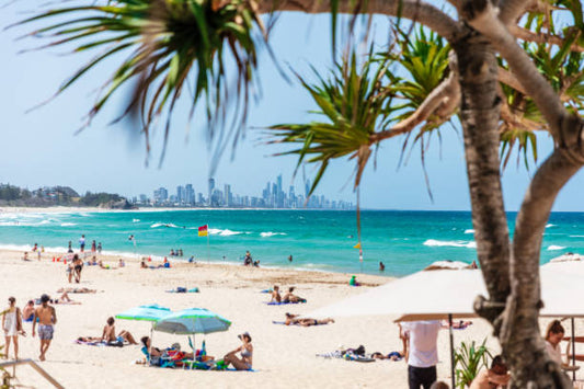 Main Beach 2025 Apartment Market: Two vs Three-Bedroom Values
